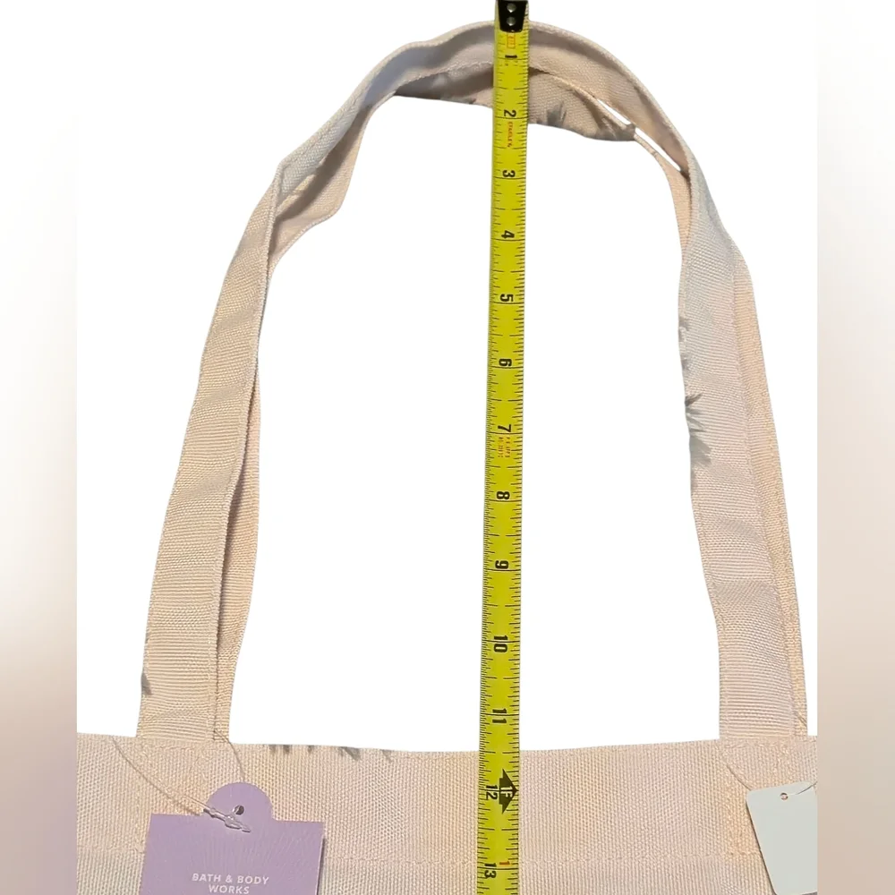 😁Bath & Body Works Butterfly Light Pink Tote Bag - Picture 6 of 7